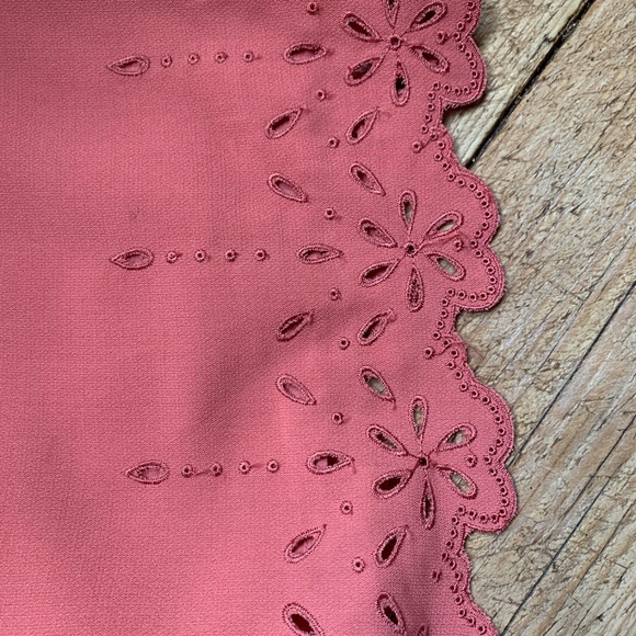 Top shop high waisted scalloped coral shorts - Picture 3 of 8